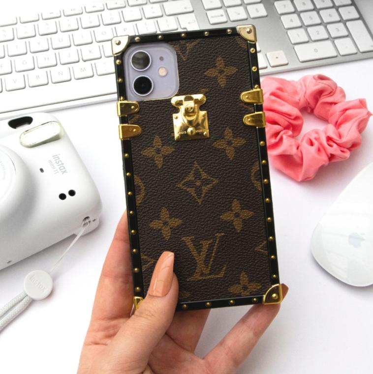 Luxury LV Leather Print Case for iPhone Series